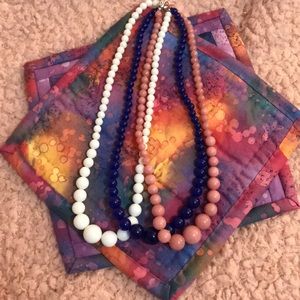 Stone strand of graduated beads 18”